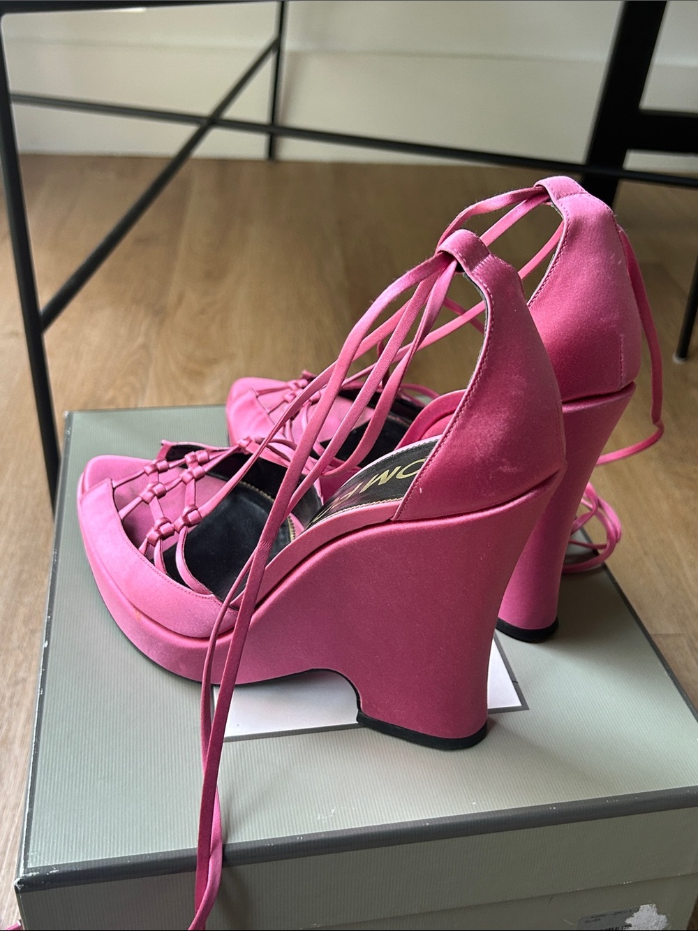 Tom Ford Fuchsia Pink Satin Lace-Up Platform Wedges Heels - Picture 5 of 12